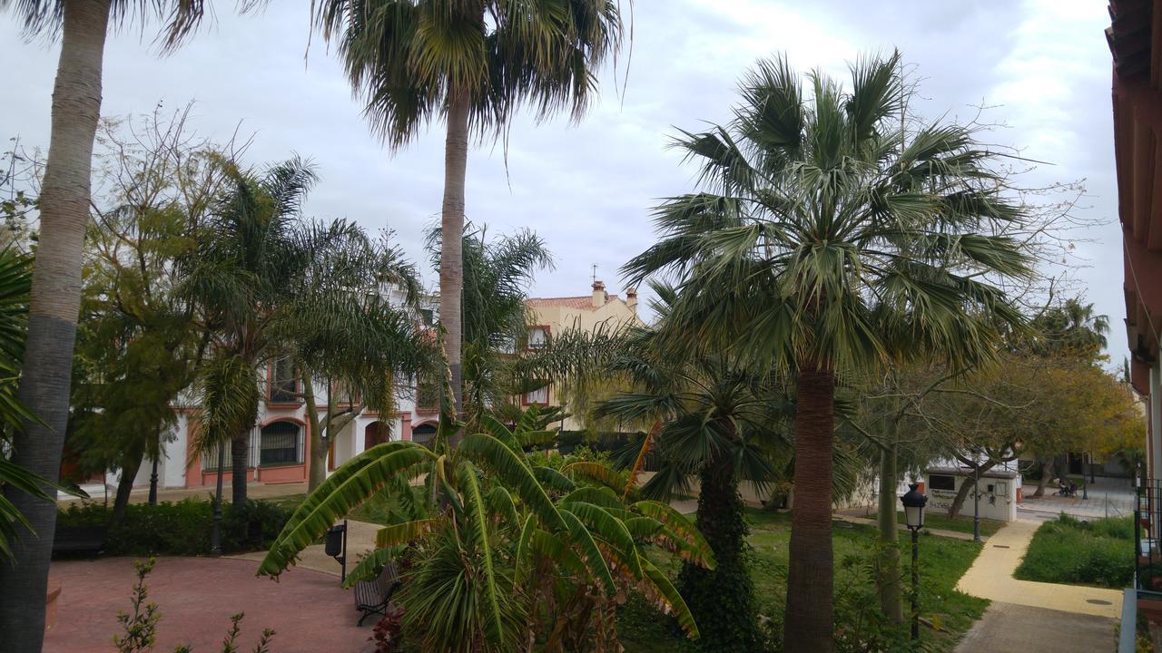 Hospederia V Centenario Estepona Exterior photo